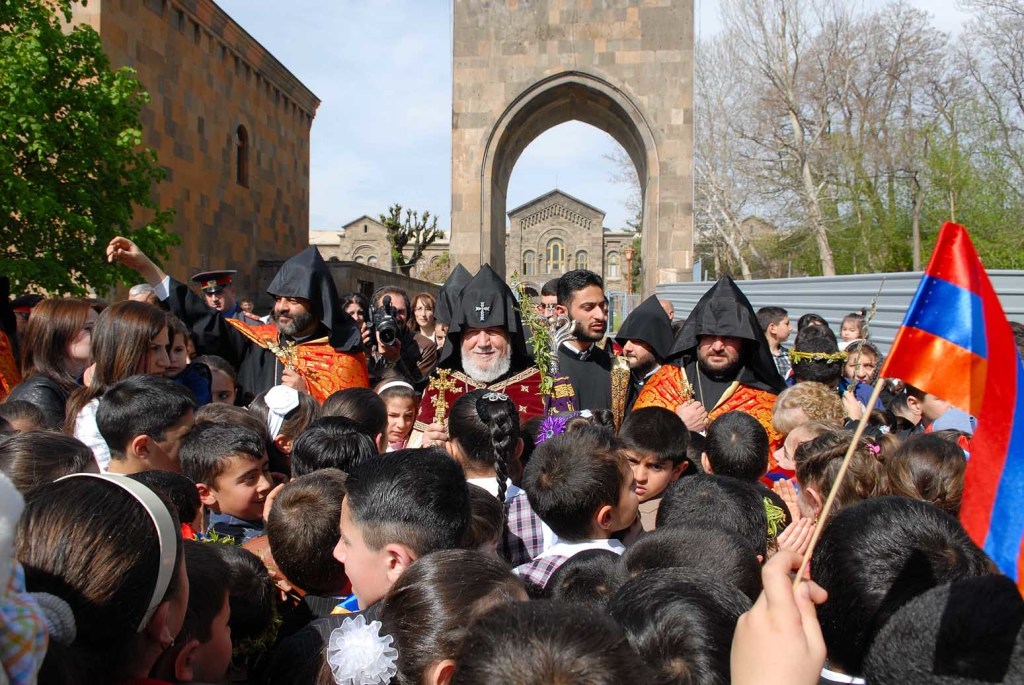 Ծաղկազարդի տոնը Մայր Աթոռ Սուրբ Էջմիածնում (նկարներ) 25 DSC_0145