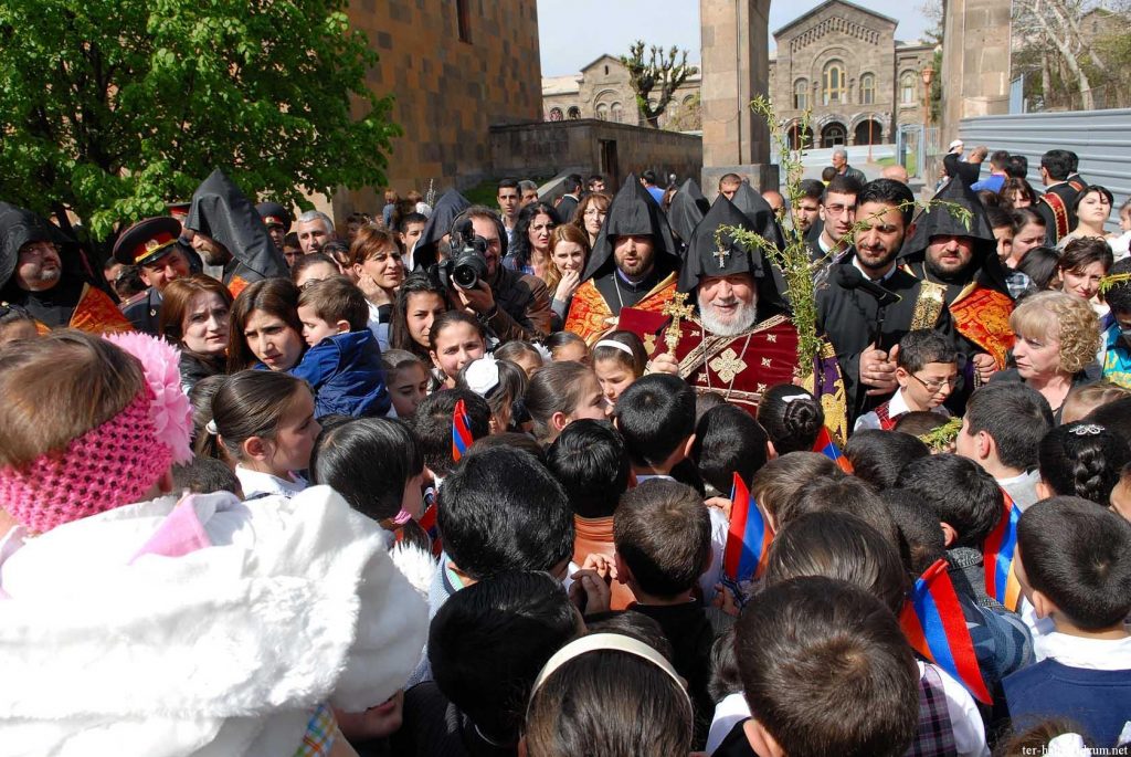 Ծաղկազարդի տոնը Մայր Աթոռ Սուրբ Էջմիածնում (նկարներ) 21 DSC_0210