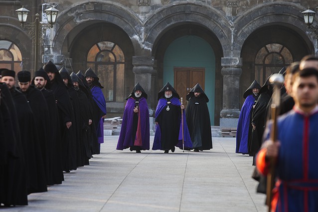 Մայր Աթոռ Ս. Էջմիածնում սկսվեց Տեառնընդառաջի տոնախմբությունը (նկարներ) 12 IMG_4909