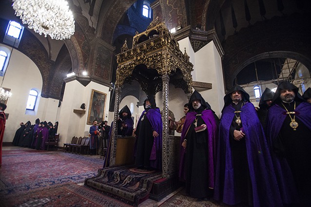 Մայր Աթոռ Ս. Էջմիածնում սկսվեց Տեառնընդառաջի տոնախմբությունը (նկարներ) 13 IMG_4968