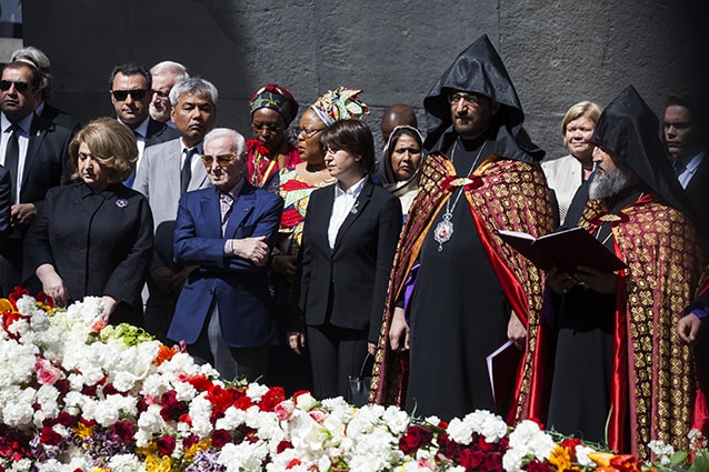 Հայոց Ցեղասպանության ս. նահատակների ոգեկոչման արարողությունները Ծիծեռնակաբերդի հուշահամալիրում և Մայր Աթոռ Ս. Էջմիածնում (նկարներ) 17 24-Memorial day 6