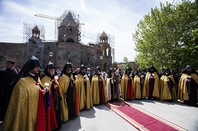 Հայոց Ցեղասպանության ս. նահատակների ոգեկոչման արարողությունները Ծիծեռնակաբերդի հուշահամալիրում և Մայր Աթոռ Ս. Էջմիածնում (նկարներ) 20 24-Memorial day 9