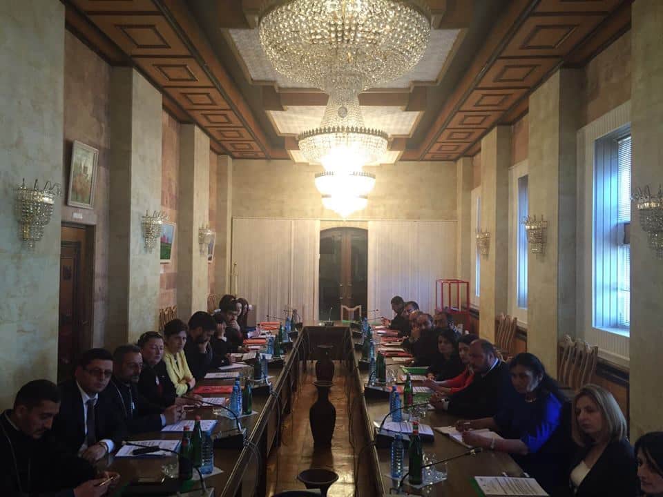 Մեկնարկեց «Երբ Ես-ը դառնում է Մենք» խորագրով եռօրյա համաժողովը (նկարներ) 15 Qristoneakan dastiarakuyan kentron 1