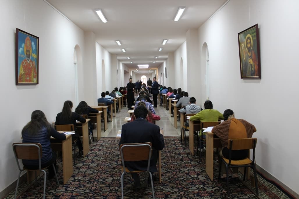 Մայր Աթոռ Սուրբ Էջմիածնում տեղի ունեցավ «Հայոց Եկեղեցու պատմություն» առարկայի օլիմպիադայի հանրապետական փուլը 14 2-Olimpiada 3