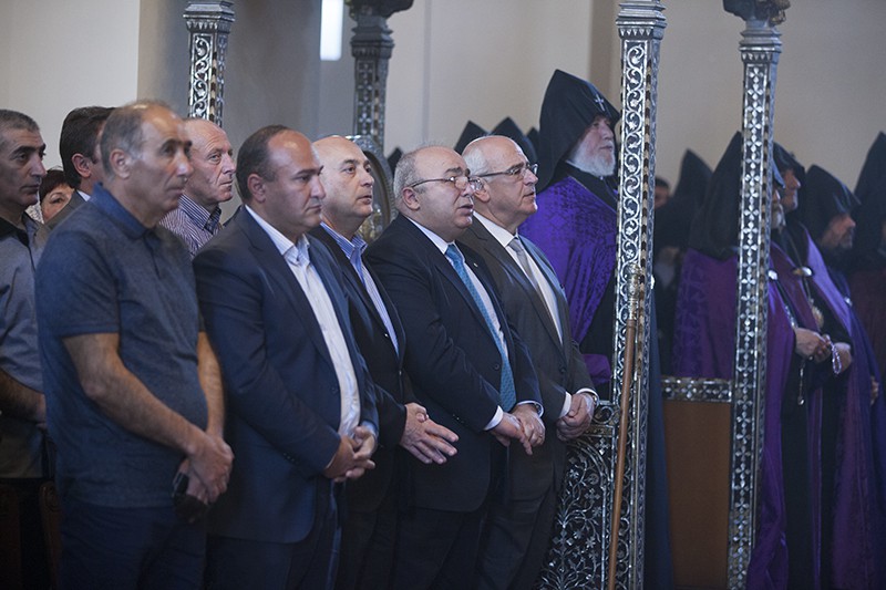 Ս. Էջմիածնի Կաթողիկեի տոնը Մայր Աթոռում (նկարներ) 15 29-2-4