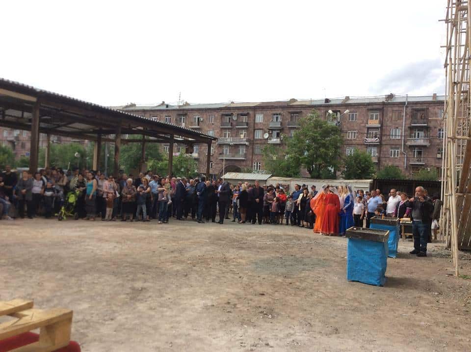Արաբկիր համայնքում տեղի ունեցավ նորակառույց եկեղեցու 5 զանգերի օծման կարգ (նկարներ) 42 Ekexecu zanger30