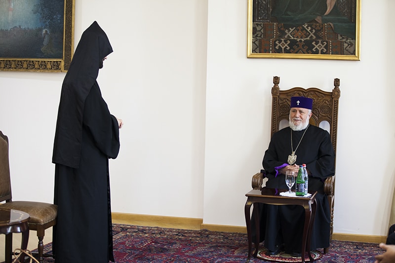 Ամենայն Հայոց Կաթողիկոսն ընդունեց ԱՄՆ Վուսթըր քաղաքից ժամանած ուխտավորների 13 11-2-2