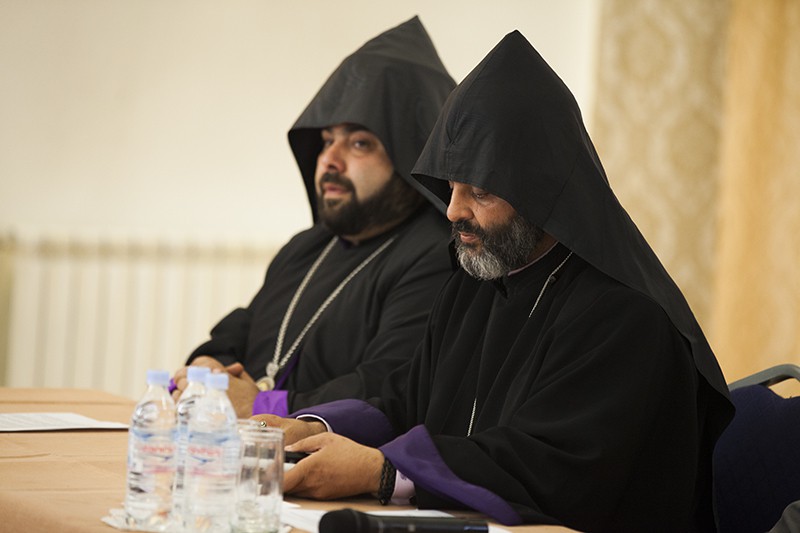 Վարդապետական թեզի պաշտպանություն Մայր Աթոռում (նկարներ) 16 28-1-5