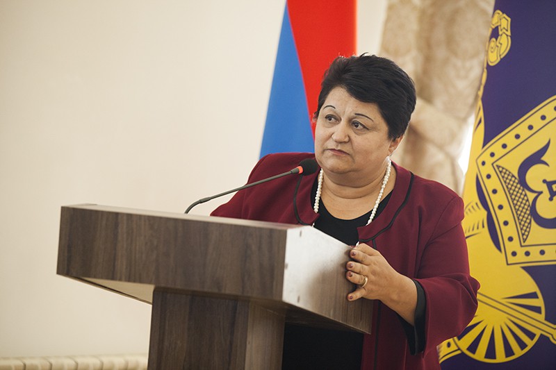 Մայր Աթոռ Սուրբ Էջմիածնում տեղի ունեցավ «Լավագույն ուսուցիչ» մրցանակաբաշխությունը (նկարներ) 22 29-11