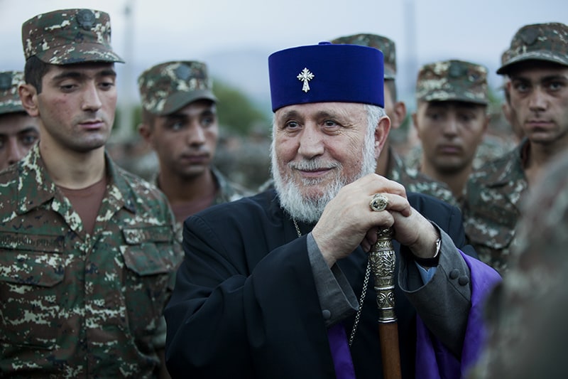 Ամենայն Հայոց Կաթողիկոսը հանդիպում ունեցավ զինվորների հետ (նկարներ) 13 IMG_6403 copy