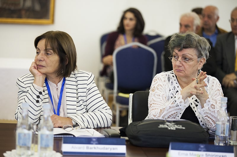 Մայր Աթոռում սկսվեց հայերեն առաջին տպագիր Աստվածաշնչի 350-ամյակին նվիրված միջազգային գիտաժողովը (նկարներ) 23 06-2-12