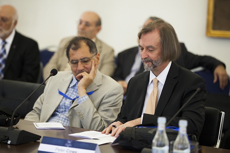 Մայր Աթոռում սկսվեց հայերեն առաջին տպագիր Աստվածաշնչի 350-ամյակին նվիրված միջազգային գիտաժողովը (նկարներ) 14 06-2-3