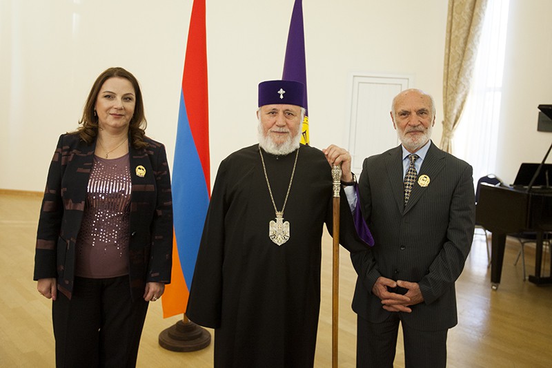 Մայր Աթոռ Ս. Էջմիածնում տեղի ունեցավ պարգևաբաշխություն 21 11-2-10