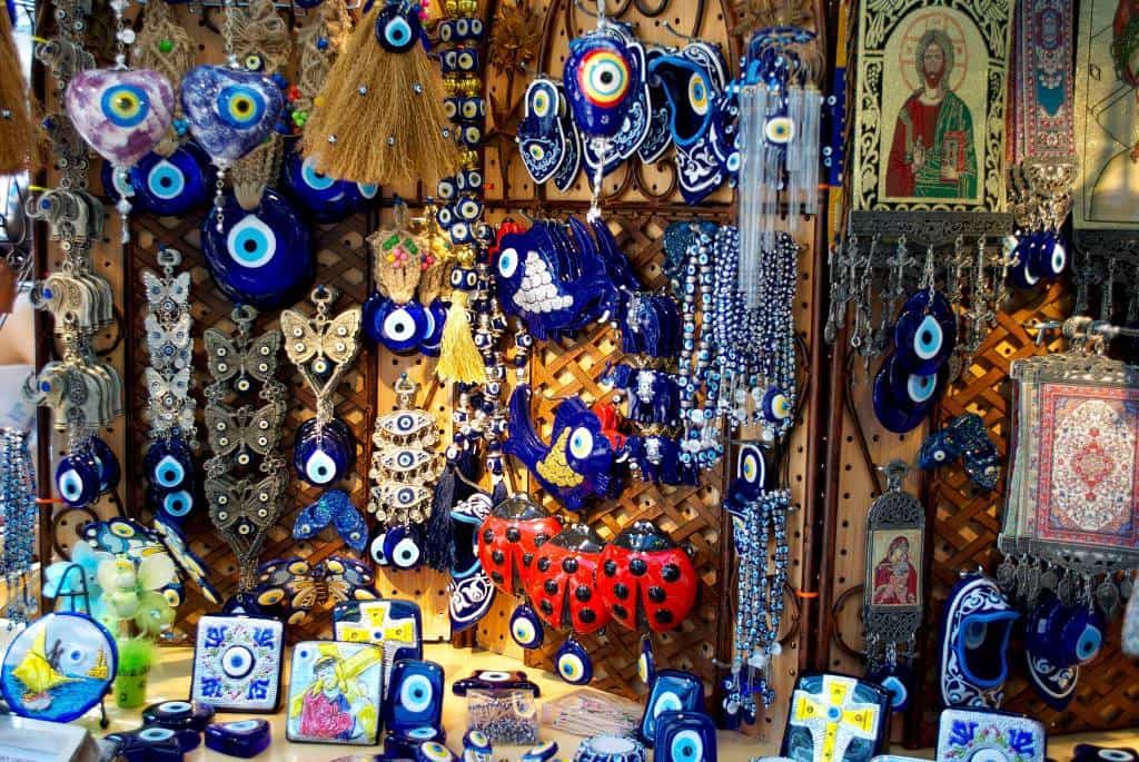 Թալիսմանների մասին