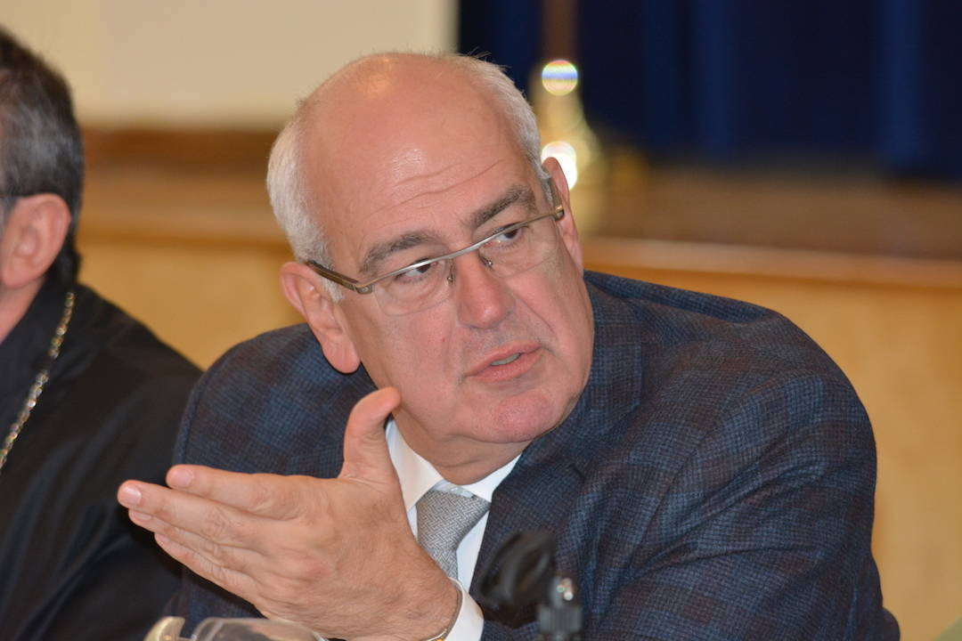 Նյու Յորքում սկսվեց Հայ Եկեղեցու եկեղեցական կառույցների և ՀԲԸՄ միացյալ ժողովը (նկարներ) 17 dsc_8150