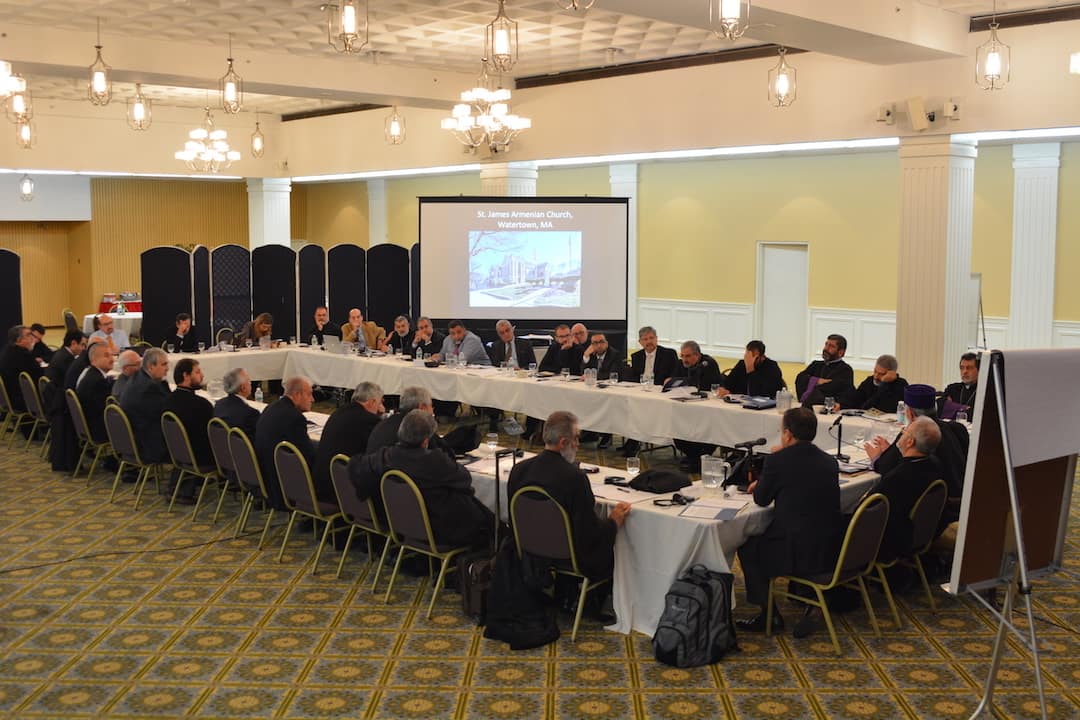 Նյու Յորքում սկսվեց Հայ Եկեղեցու եկեղեցական կառույցների և ՀԲԸՄ միացյալ ժողովը (նկարներ) 19 dsc_8170