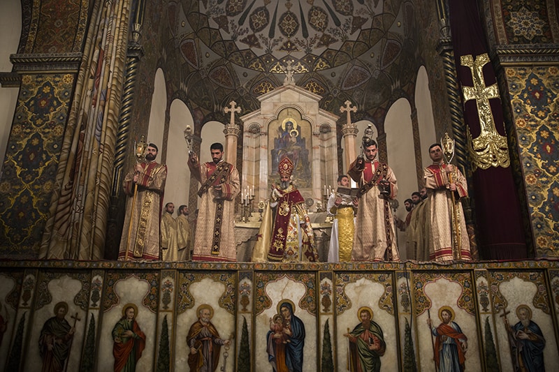 Մայր Աթոռ Ս. Էջմիածնում մատուցվեց Ճրագալույցի Ս. Պատարագ (նկարներ) 16 Jragaluyc 5