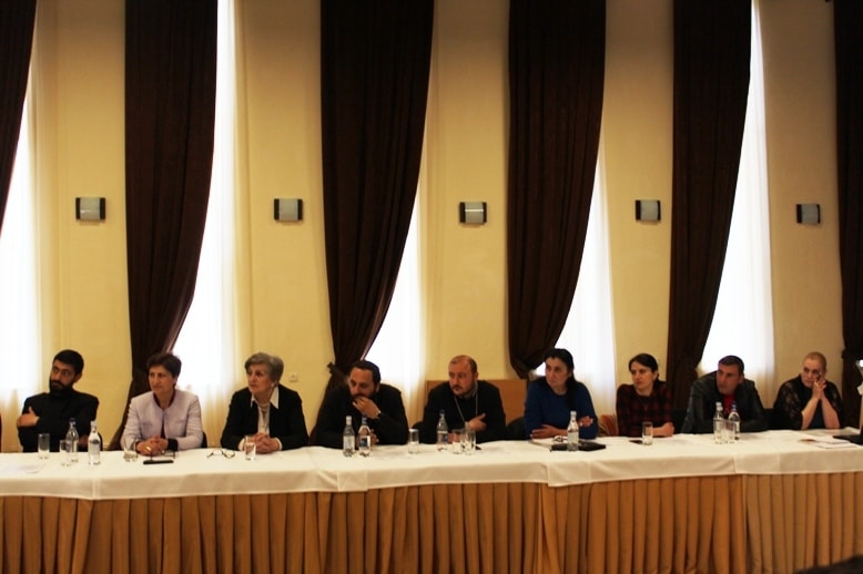 Սկսվեց «Հոգևոր աջակցություն ընտանիքներին» ծրագրի համաժողովը 13 18 2 2