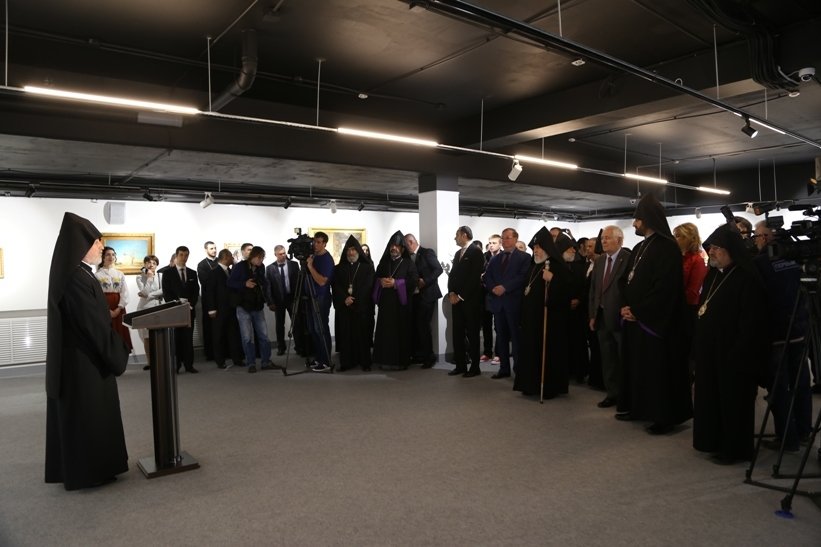 Ամենայն Հայոց Կաթողիկոսը ժամանեց Մոսկվա «Տապան» թանգարանում բացվեց հայ նկարիչների ցուցահանդեսը 14 15 3