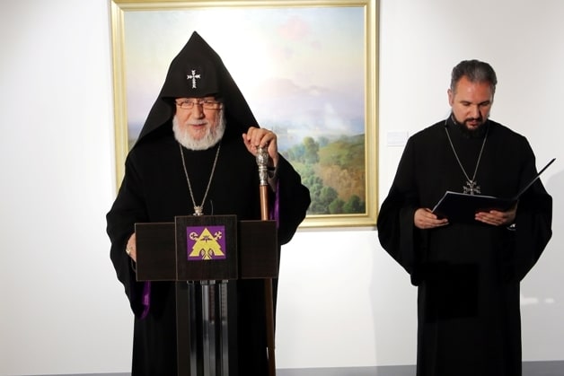 Ամենայն Հայոց Կաթողիկոսը ժամանեց Մոսկվա «Տապան» թանգարանում բացվեց հայ նկարիչների ցուցահանդեսը 16 15 5