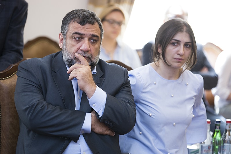 Ամենայն Հայոց Կաթողիկոսն ընդունեց «Ավրորա» մրցանակաբաշխությանը մասնակցող հյուրերին (նկարներ) 13 25 2 2