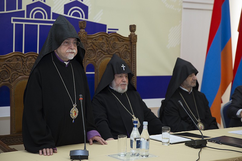 Մայր Աթոռում սկսվեց Եկեղեցական-ներկայացուցչական 6-րդ ժողովը (նկարներ) 22 6 11