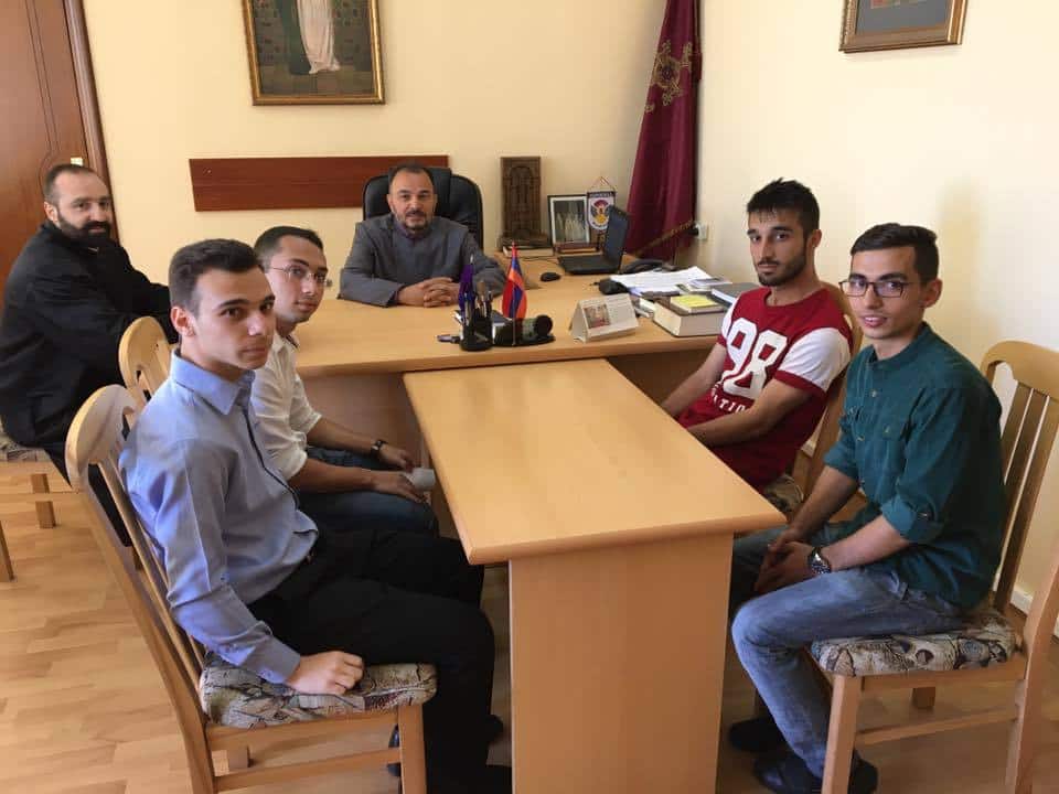 Կալկաթայի Հայոց մարդասիրական ճեմարանի շրջանավարտների հայրենասիրական պատրաստակամությունը 14 Mardasirakan chemaran PN 3