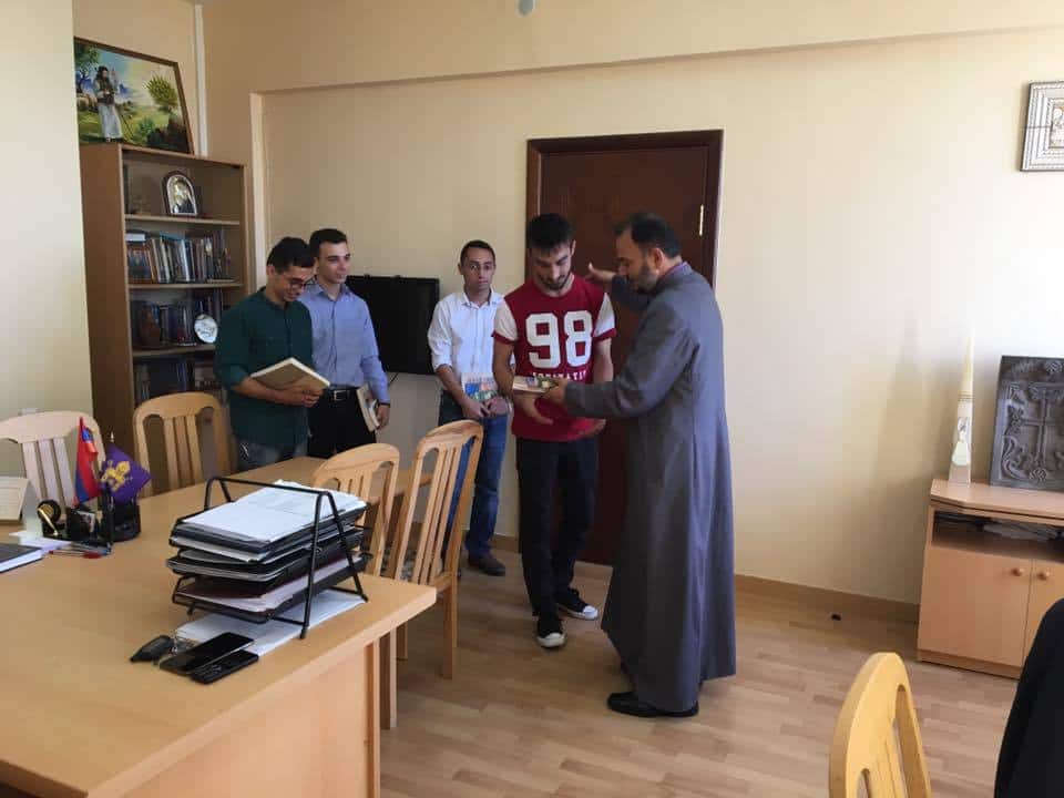 Կալկաթայի Հայոց մարդասիրական ճեմարանի շրջանավարտների հայրենասիրական պատրաստակամությունը 15 Mardasirakan chemaran PN 4