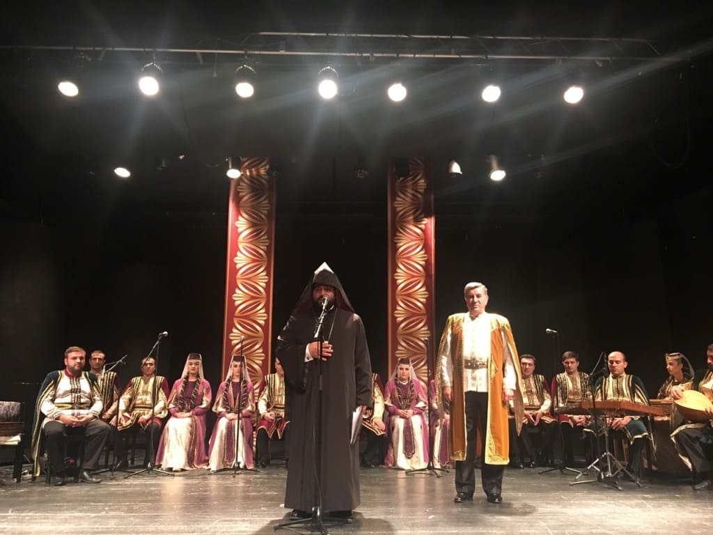 «Սայաթ -Նովա» աշուղական երգի վաստակաւոր անսամբլը՝ առաջին անգամ Եւրոպայում, Շուէդիոյ մայրաքաղաք Սթօքհոլմում 14 04.09.17.03