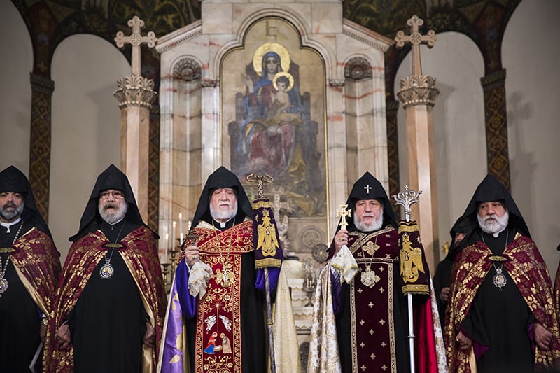 Մայր Աթոռ Սուրբ Էջմիածնում կատարվեց Հանրապետական մաղթանք (նկարներ) 13 21 2 2