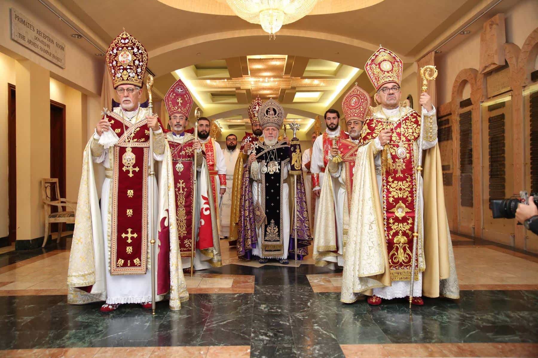 Հայրապետական Ս. Պատարագ Սրբոց Ղևոնդյանց առաջնորդանիստ մայր եկեղեցում (նկարներ) 12 30 1