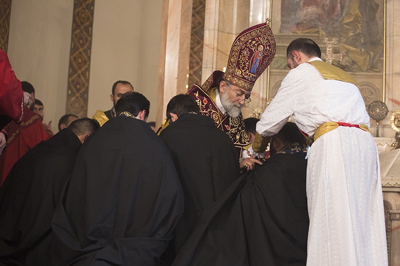 Մայր Աթոռ Սուրբ Էջմիածնում տեղի ունեցավ քահանայական ձեռնադրություն (նկարներ) 21 18 10