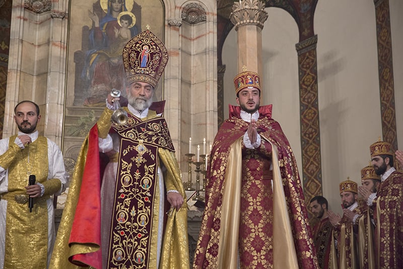 Մայր Աթոռ Սուրբ Էջմիածնում տեղի ունեցավ քահանայական ձեռնադրություն (նկարներ) 17 18 6