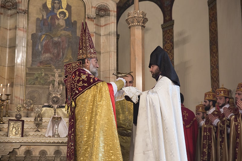 Մայր Աթոռ Սուրբ Էջմիածնում տեղի ունեցավ քահանայական ձեռնադրություն (նկարներ) 20 18 9