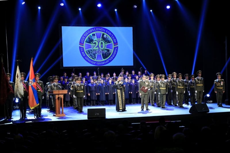 Տոնախմբվեց ՀՀ ԶՈւ Հոգևոր առաջնորդության հիմնադրման 20-ամյակը (նկարներ) 14 9 3