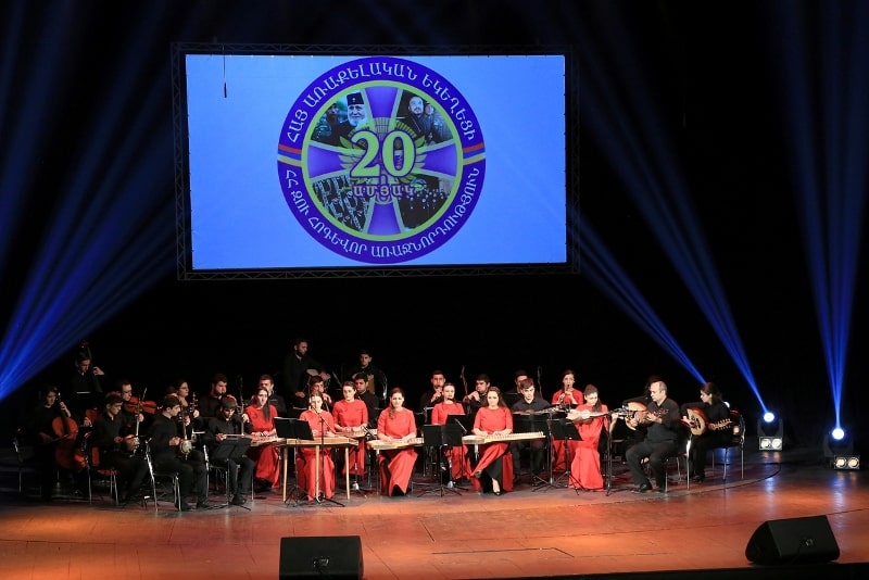 Տոնախմբվեց ՀՀ ԶՈւ Հոգևոր առաջնորդության հիմնադրման 20-ամյակը (նկարներ) 20 9 9