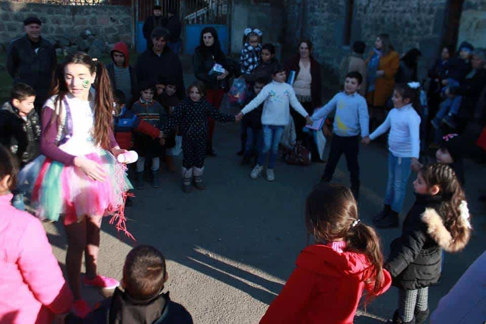 ՍՈՒՐԲ ԾՆՆԴՅԱՆ ՆՎԵՐՆԵՐ ԵՐԵԽԱՆԵՐԻՆ (ՆԿԱՐՆԵՐ) 12 s.C 10.01