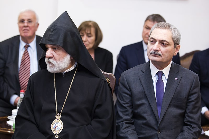 Բուլղարիայի Հանրապետության նախագահը այցելեց Մայր Աթոռ Սուրբ Էջմիածին 15 04.02