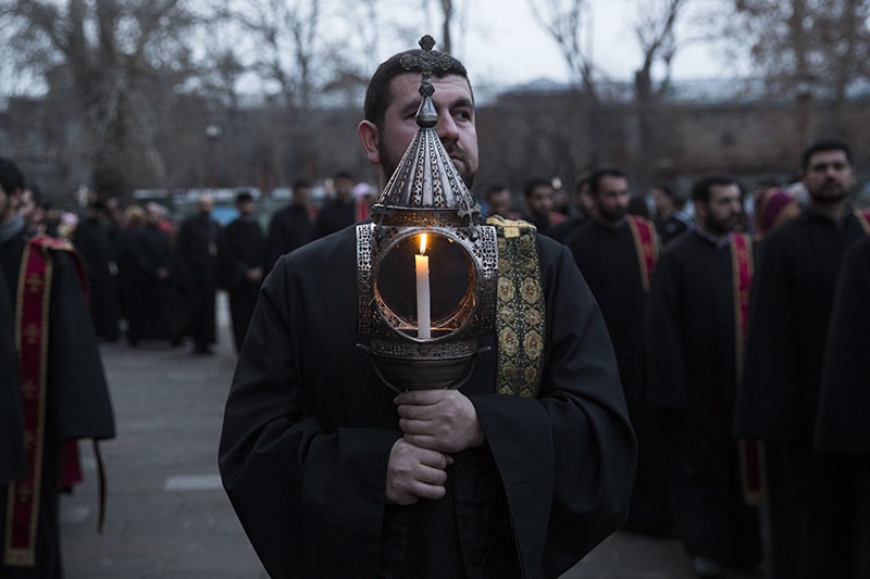 Մայր Աթոռ Սուրբ Էջմիածնում կատարվեց Տեառնընդառաջի նախատոնակը 16 05.03