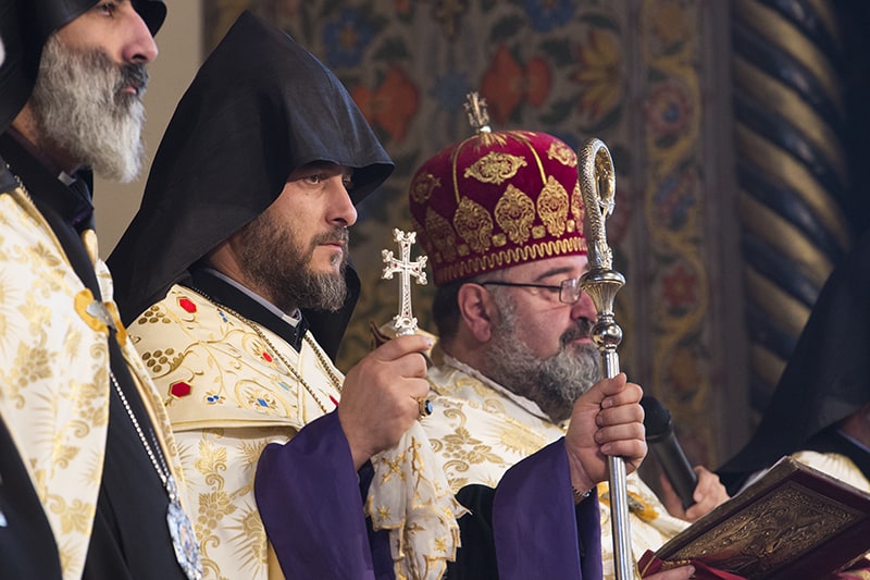 Մայր Աթոռ Սուրբ Էջմիածնում տոնախմբվեց Տեառնընդառաջը (նկարներ) 14 14 3