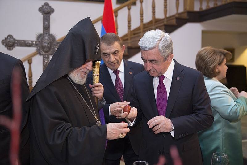 Մայր Աթոռ Սուրբ Էջմիածնում նշվեց Սուրբ Հարության տոնը (նկարներ) 23 1 12