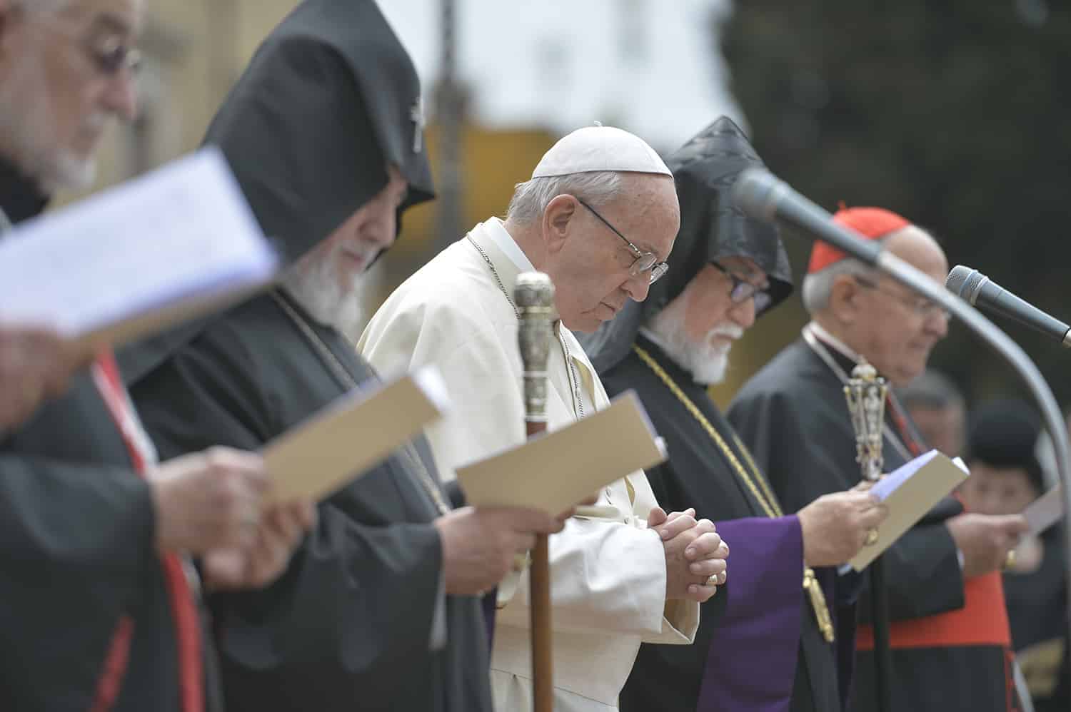 Սկսվեց Ամենայն Հայոց Կաթողիկոսի եղբայրական այցը Վատիկան (նկարներ) 32 31076 b