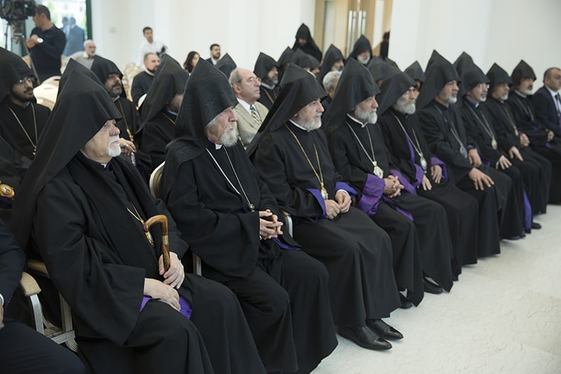 Հայաստանի Հանրապետության վարչապետն այցելեց Մայր Աթոռ (նկարներ) 18 1 7