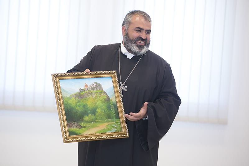 Ամենայն Հայոց Կաթողիկոսն իր օրհնությունը բաշխեց Բջնիի ուխտավորներին (նկարներ) 22 20 1 11