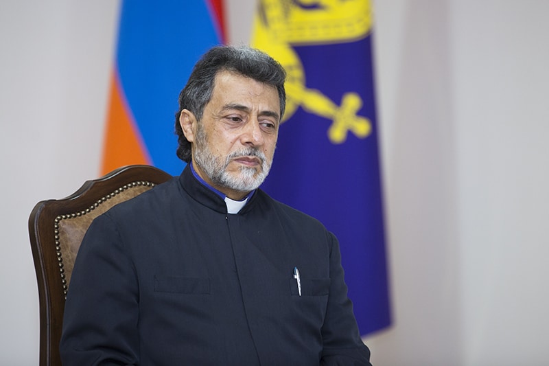 Ամենայն Հայոց Կաթողիկոսը հանդիպեց համահայկական երիտասարդական հավաքի կազմակերպիչ խմբի հետ (նկարներ) 14 3 2 3