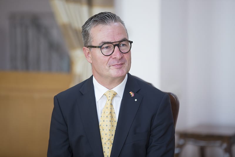 Ամենայն Հայոց Կաթողիկոսն ընդունեց հայ-գերմանական ֆորումի նախագահին (նկարներ) 13 25 2 2