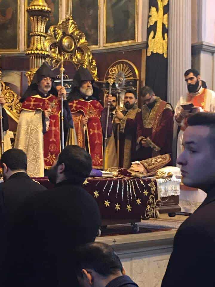 Խունկ, աղոթք և օրհնություն ննջեցյալ Պատրիարքի լույս հիշատակին 13 Patr. 1