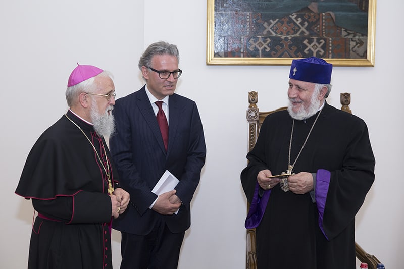 Ամենայն Հայոց Կաթողիկոսն ընդունեց Գերմանիայի Կաթոլիկ Եկեղեցու եպիսկոպոսաց ժողովի պատվիրակությանը (նկարներ) 12 13 1 1