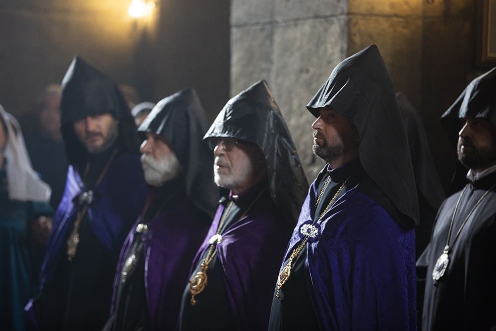 Ս. Աստվածածնի Վերափոխման տոնը Մայր Աթոռ Ս. Էջմիածնում (նկարներ) 14 18.08.03