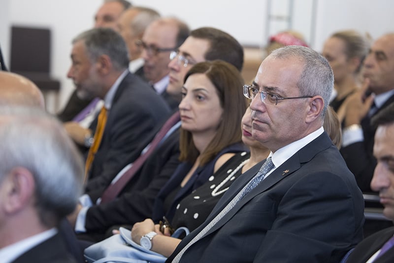 Ամենայն Հայոց Կաթողիկոսն ընդունեց ՀՀ դիվանագիտական ծառայության մարմինների ղեկավարների համաժողովի մասնակիցներին 18 29 7